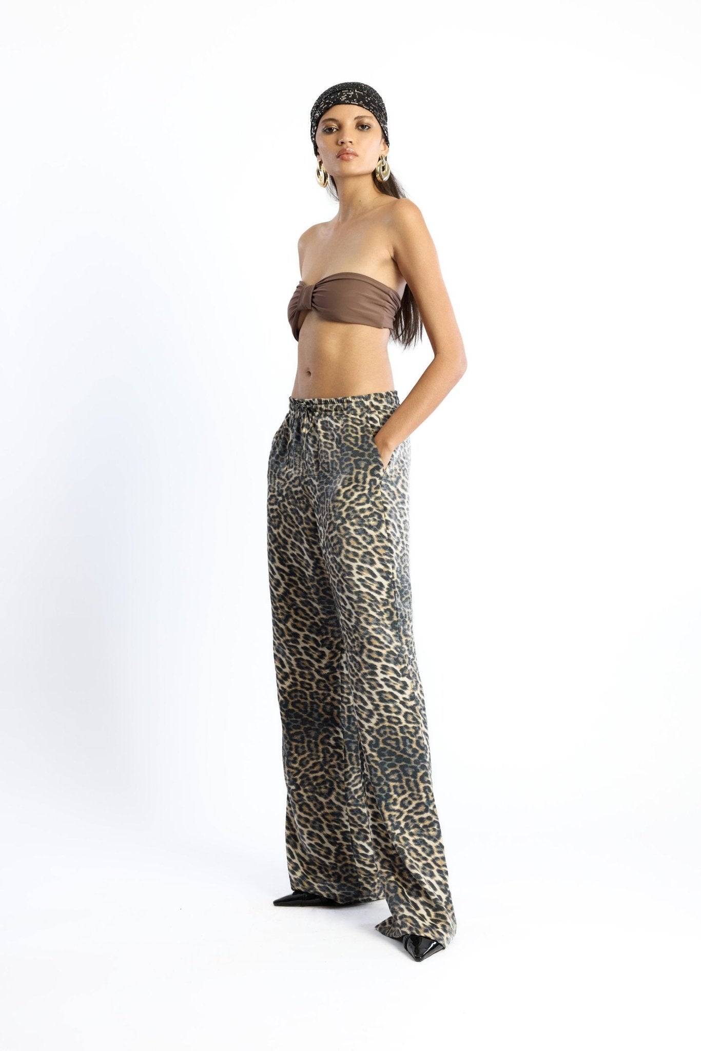 Yüksek Bel ve Beli Lastikli Bol Saten Pantolon - No Design Store